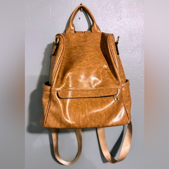 Click Backpack - Picture 3 of 16